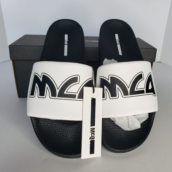 Sandals_&_Flip_Flops